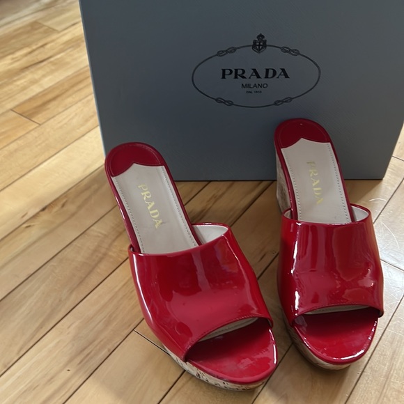 Prada Red Patent Leather Slides - Picture 5 of 8